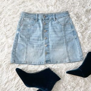 American Eagle Light Denim Button Fly Mini Jean Skirt 4